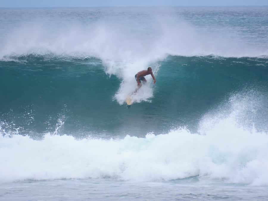 Uluwatu: Beginner & Intermediate Surf Lesson with Equipment - Photos and Videos, Plus Beach Time After You’re Done