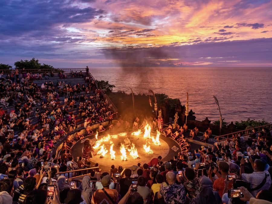 Uluwatu Sunset Temple - Kecak Dance Show & Seafood Dinner - Key things I’d plan around