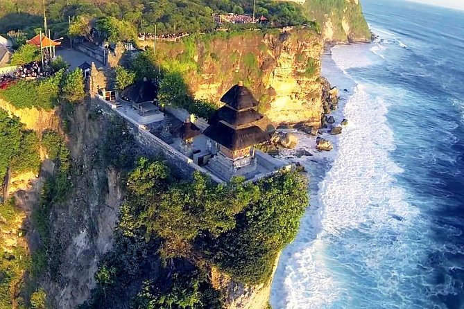Uluwatu Temple, Beaches and Southern Bali Tour - Jimbaran Bay seafood dinner: the payoff stop