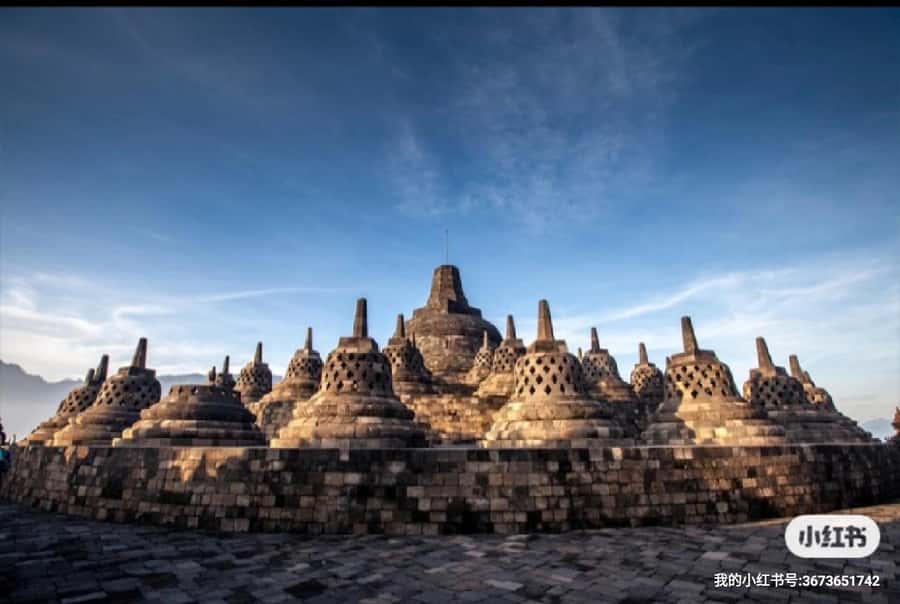 "Unveil the Secrets of Borobudur and Prambanan" - Reading the 2,600 reliefs and 500 Buddhas without getting lost