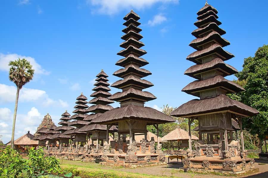 West Bali: Jatiluwih Rice Terrace and Tanah Lot Sunset Tour - The West Bali morning start, pickup zones, and how the day flows