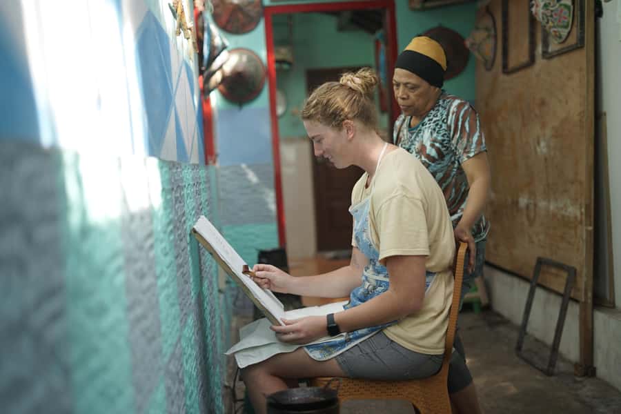 Yogyakarta: Batik Painting Workshop - Step-by-step batik making, from sketch to wax resist
