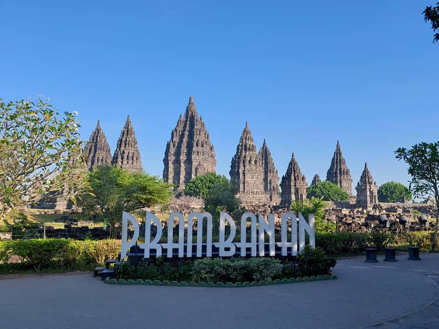 Yogyakarta: Borobudur and Prambanan Private Tour - Key things I’d underline before you go