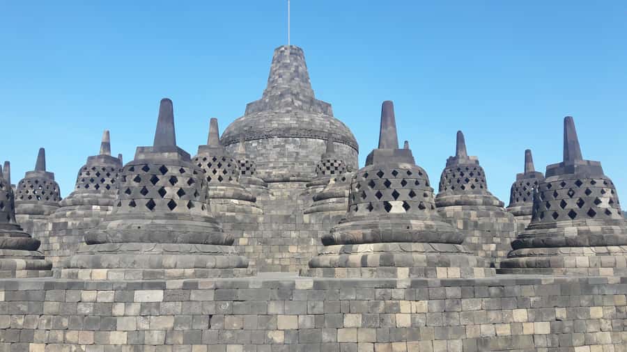 Yogyakarta: Borobudur and Prambanan Private Tour - UNESCO giants in one long AC day, what you’re really paying for