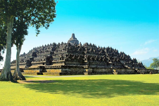Yogyakarta: Borobudur Climb-up & Prambanan Day Trip All Inclusive - Why this all-inclusive Borobudur and Prambanan day trip works