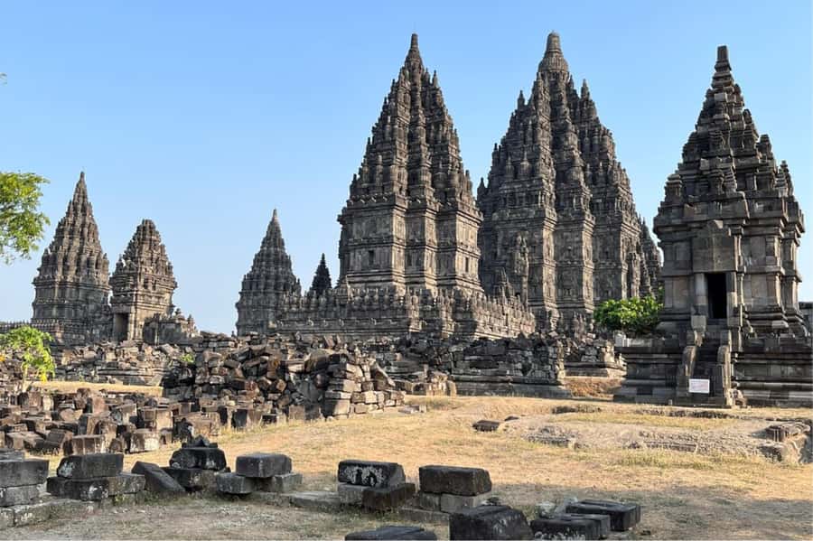 Yogyakarta: Borobudur Climb-up & Prambanan Temple Day Tour - Prambanan Temple: Shiva’s Complex, Ramayana Reliefs, and Tall Carved Drama