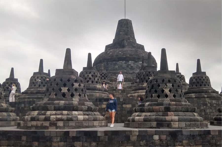 Yogyakarta: Borobudur Climb-up & Prambanan Temple Day Tour - Should You Book This Borobudur and Prambanan Day Tour?