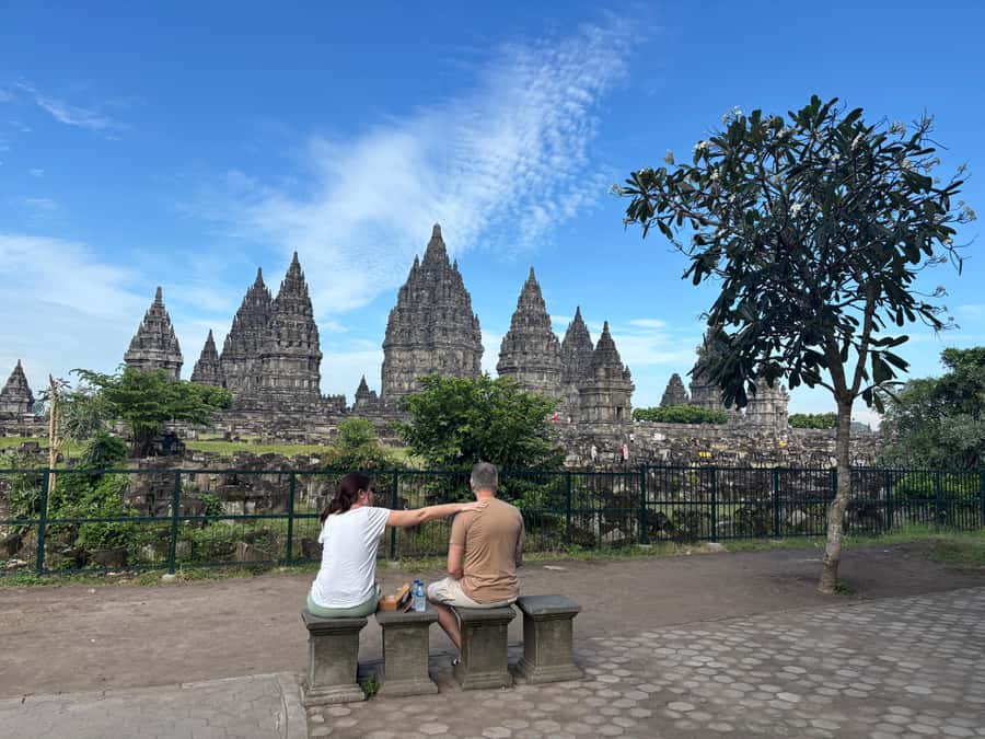 Yogyakarta: Borobudur ClimbUp (sunrise option) & Prambanan - How long the day feels (and where the time actually goes)
