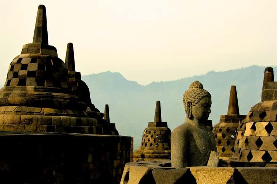 Yogyakarta: Borobudur & Prambanan Temple Tour with Tickets - Prambanan Temple: Fast-Track Entry and Time for the Big Carvings