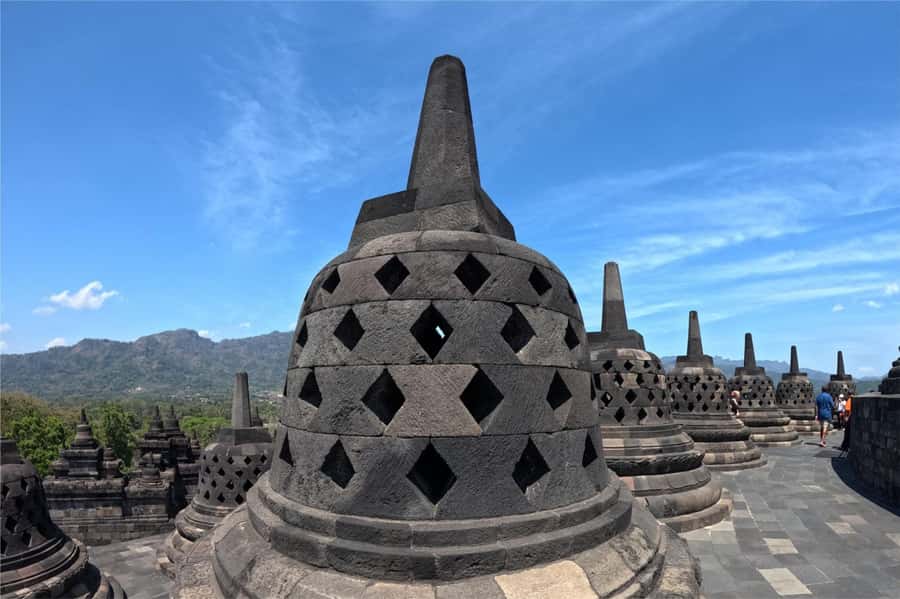 Yogyakarta: Borobudur Sunrise (Climb-up Assured) & Prambanan - Key things to know before you go