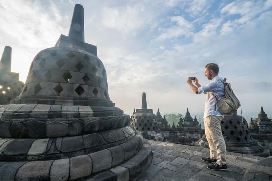 Yogyakarta: Borobudur Sunrise (Climb-up Assured) & Prambanan - Borobudur sunrise: choosing Setumbu Hill or sunrise inside the temple