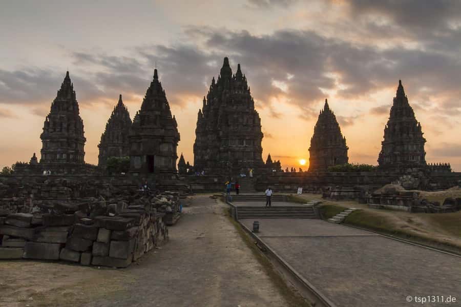Yogyakarta: Borobudur sunrise(guarantee climb up)& Prambanan - Who This Tour Is Best For