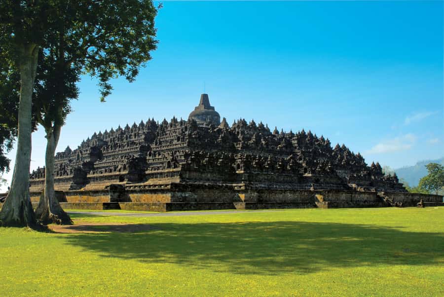 Yogyakarta: Borobudur sunrise(guarantee climb up)& Prambanan - Stumbu Hill and the Extra Time You Actually Get