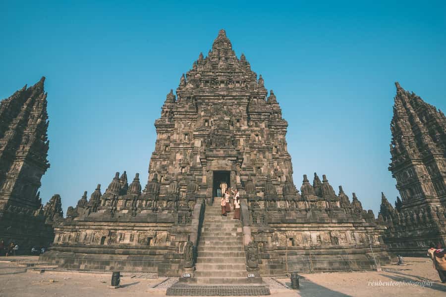 Yogyakarta: Borobudur sunrise(guarantee climb up)& Prambanan - Skipping the Line, Getting the Right People for the Right Temple