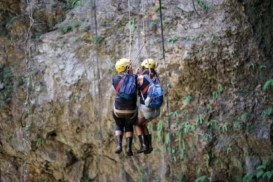 Yogyakarta: Jomblang & Pindul Cave Guided Adventure - Lunch at Jomblang: Traditional Food and a Reset Before Pindul