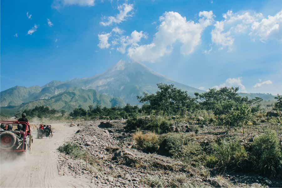 Yogyakarta: Mount Merapi Guided Jeep Safari with Pickup - Pickup, transfer point, and how the day stays on track