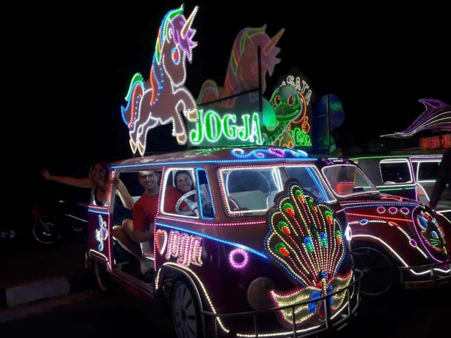 Yogyakarta: Nighttime Walk and Food Tour - Key highlights from this Yogyakarta night food plan