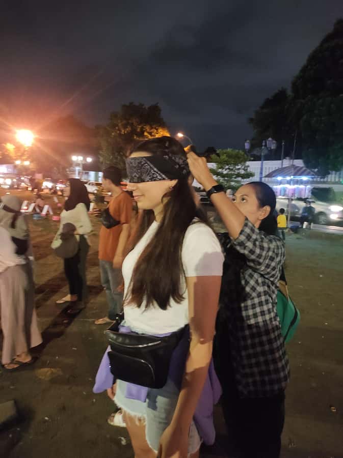 Yogyakarta: Nighttime Walk and Food Tour - Why Yogyakarta at night feels different, and why this route helps