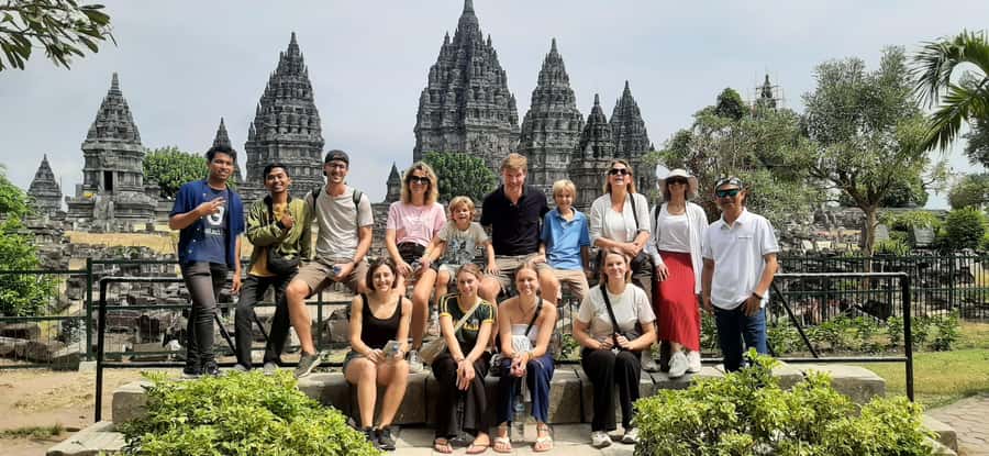 Yogyakarta : prambanan temple sunset with expert local guide - Your local guide inside Prambanan’s main complex