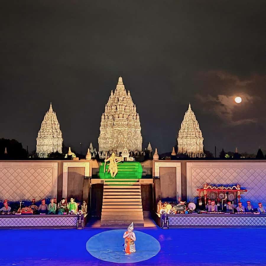 Yogyakarta : Ramayana Ballet Prambanan Show Ticket - Getting there: hotel pickup and a venue meeting that keeps you calm