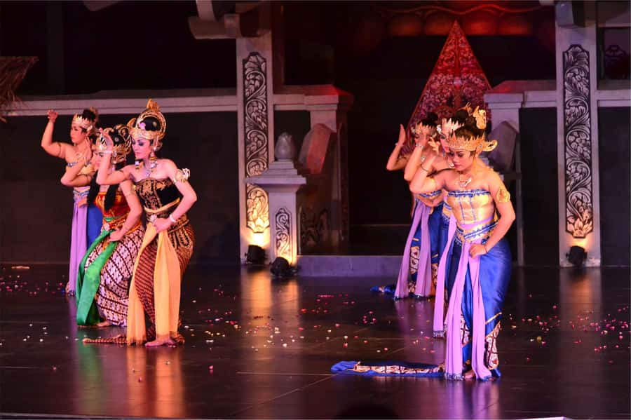 Yogyakarta: Ramayana Show with Transfer, Entry Fee & Dinner - Dinner at Gazebo Garden Restaurant: More Than a Quick Bite