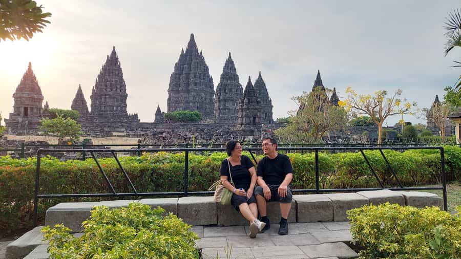 Yogyakarta: Sunrise Borobudur & Prambanan, with lunch option - Price and tickets: is $25 actually good value?