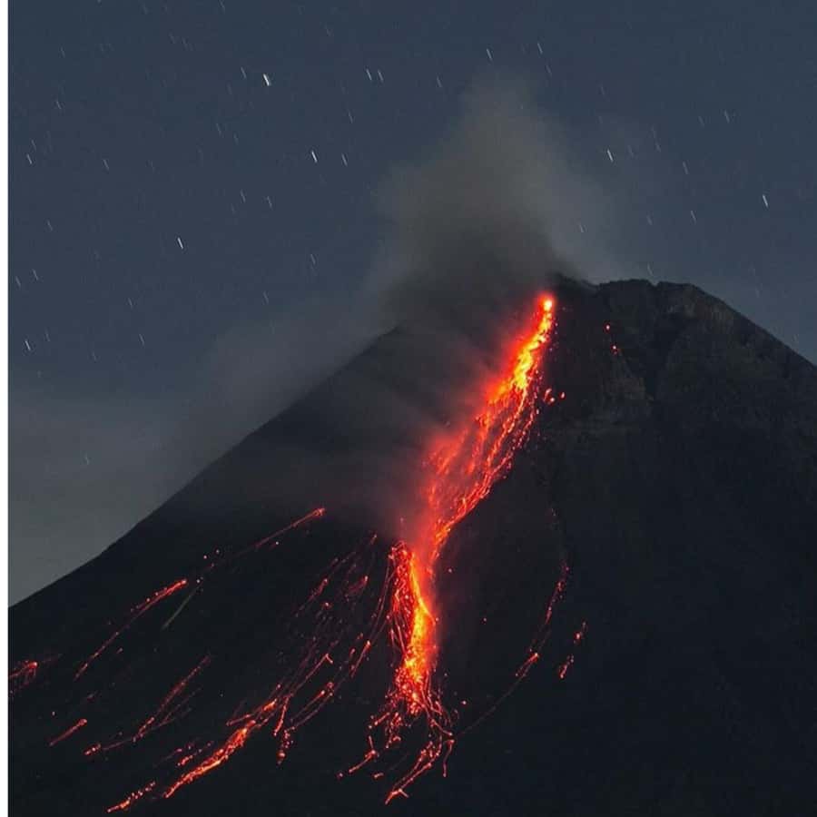 Yogyakarta Volcano: Merapi Volcano on Hilltop (Lava Viewing) - Key highlights you will actually feel in the moment